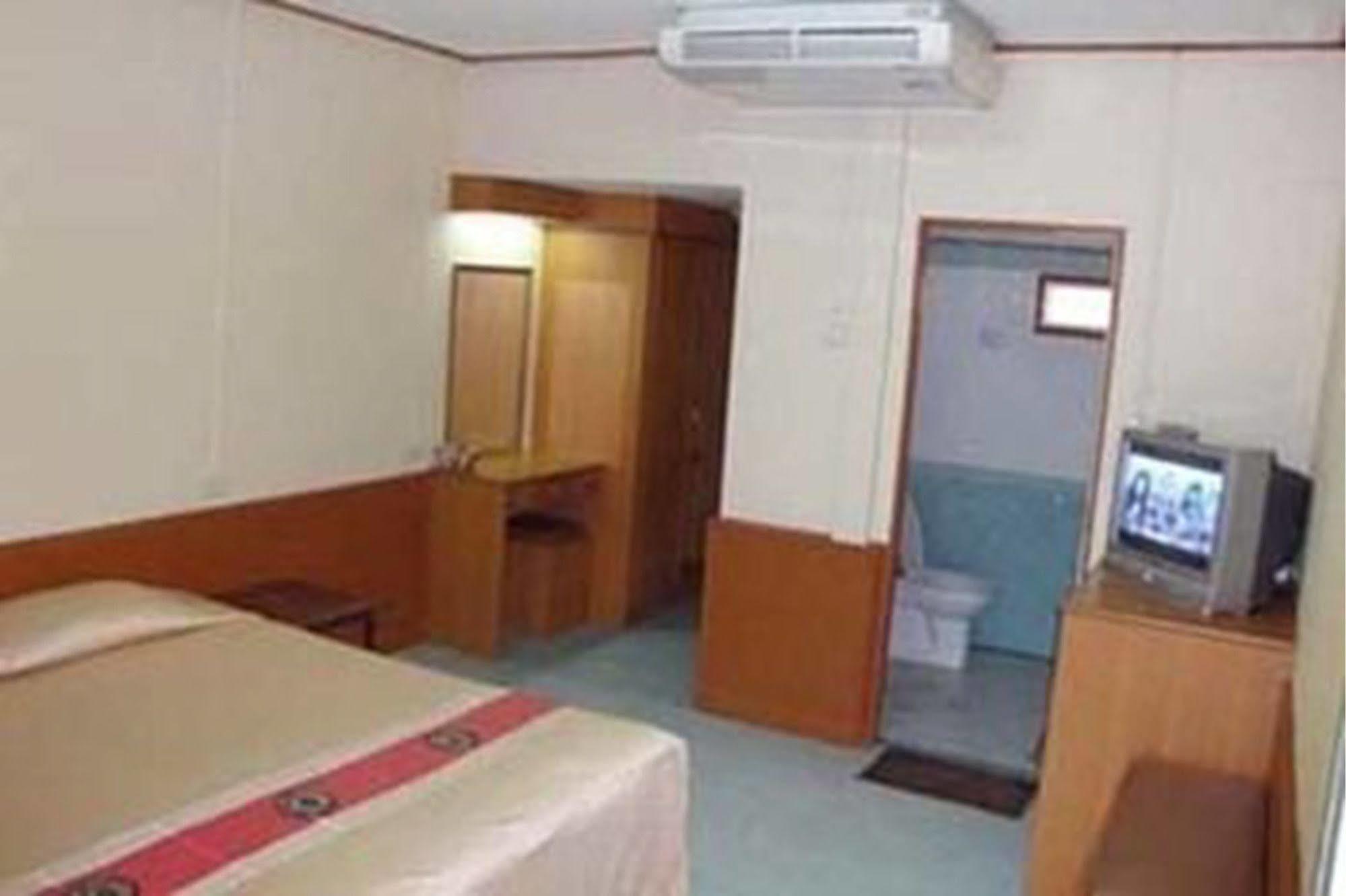 Malibu Samed Resort Koh Samet Екстериор снимка
