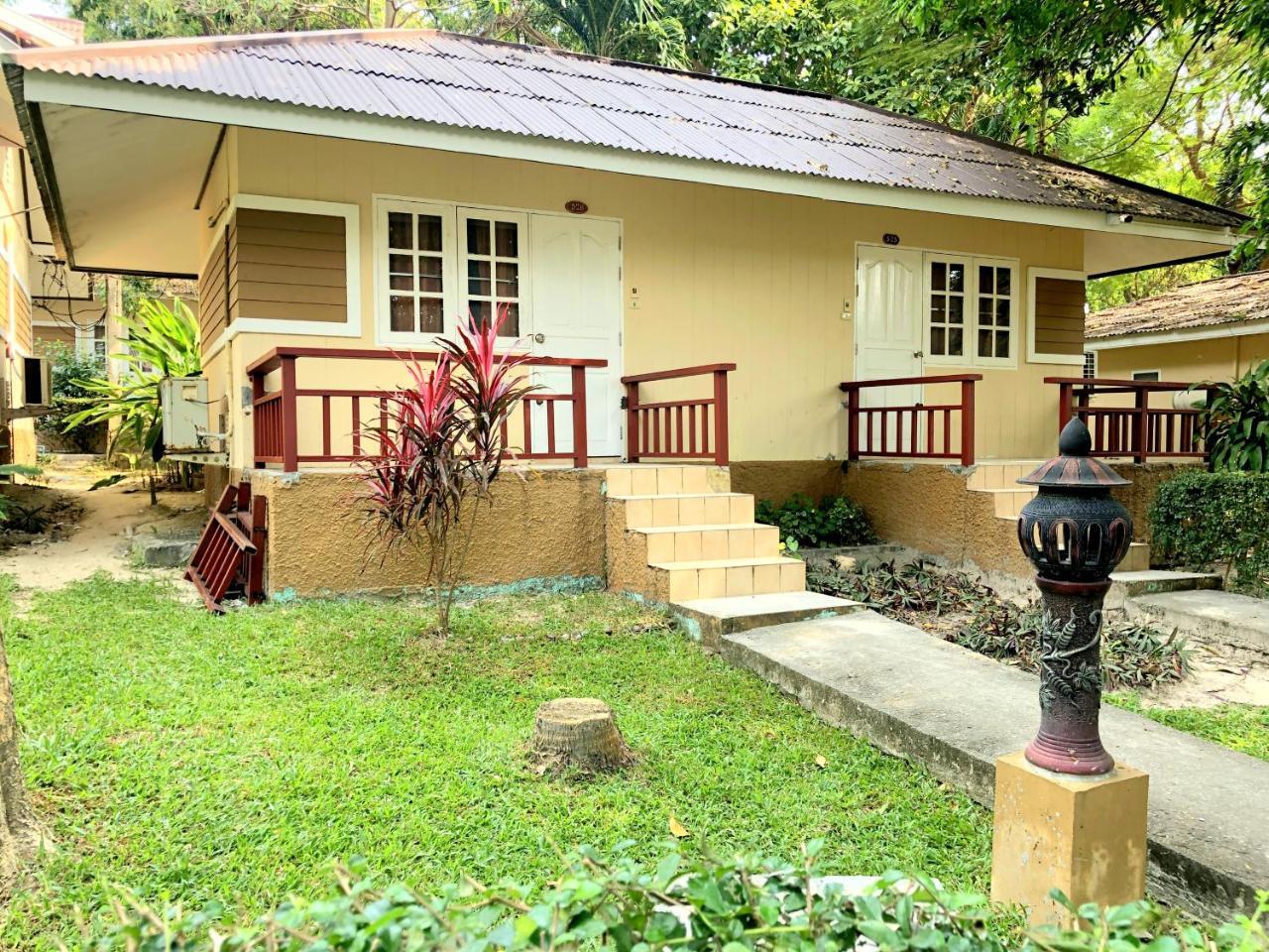 Malibu Samed Resort Koh Samet Екстериор снимка