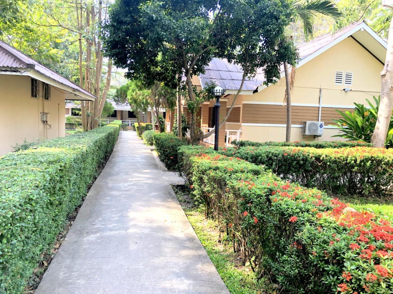 Malibu Samed Resort Koh Samet Екстериор снимка